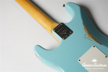 Limited Edition 1960 Stratocaster Relic - Faded Daphne Blue
