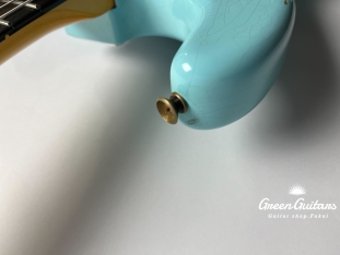 Limited Edition 1960 Stratocaster Relic - Faded Daphne Blue