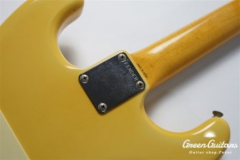 ST-67-85 - Vitnage White