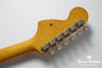 ST-67-85 - Vitnage White