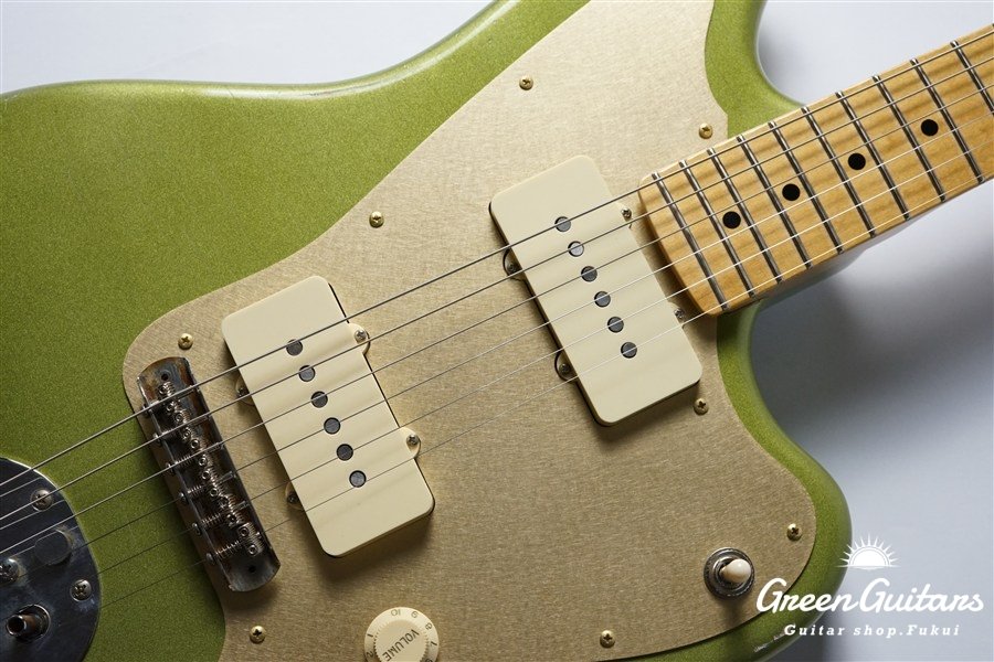 Model JM. Patina #261 Light Aged - Vintage Ice Blue Metallic with Brass Vibration