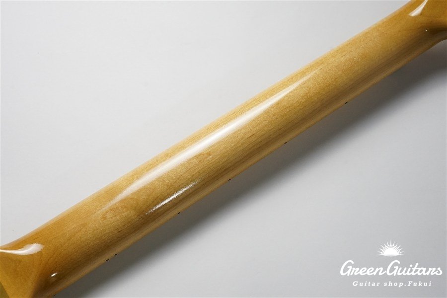 Model JM. Patina #261 Light Aged - Vintage Ice Blue Metallic with Brass Vibration