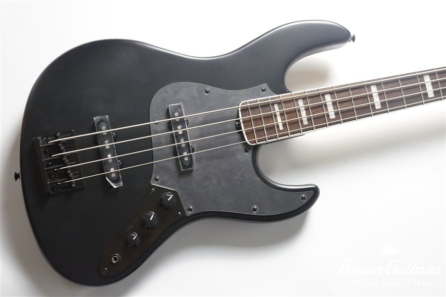 G-AMAZE-DX / LS - Black Satin