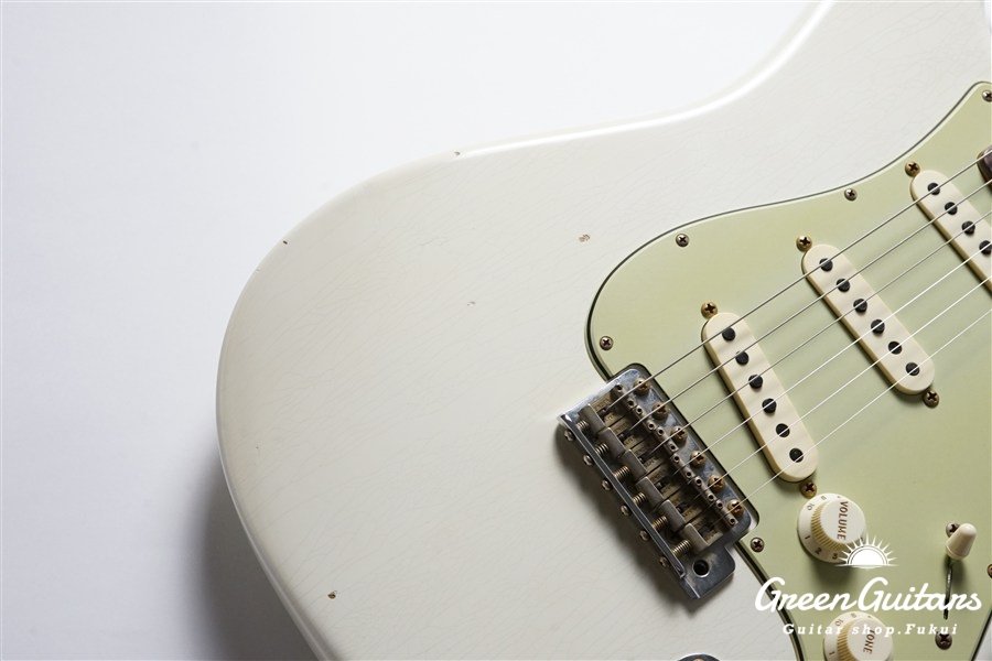 Limited 62/63 Stratocaster Journeyman Relic - Aged Olympic White