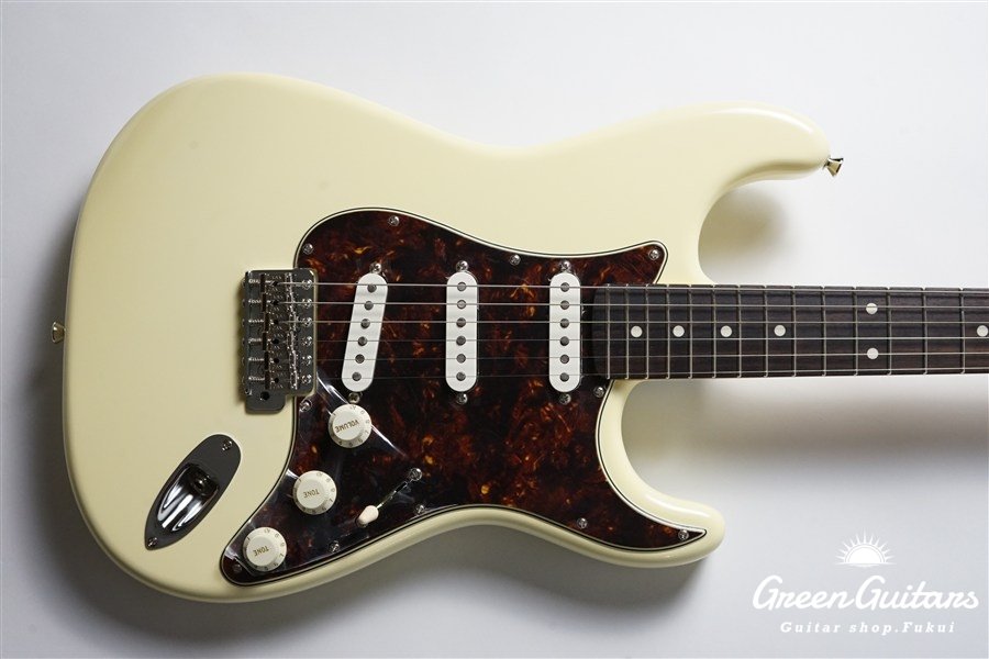 STV-R2 - Vintage White