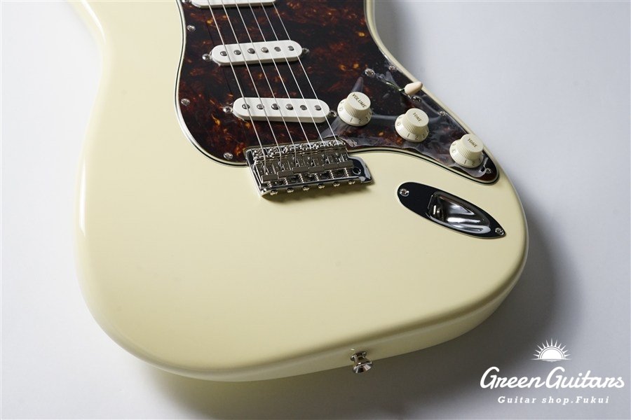 STV-R2 - Vintage White