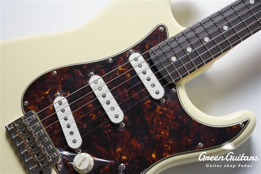 STV-R2 - Vintage White