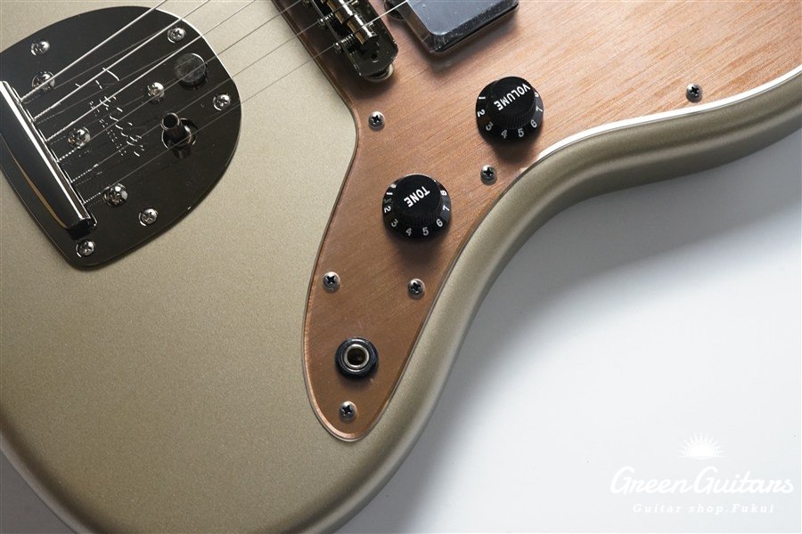 Made in Japan Hybrid II 2026 Collection Jazzmaster Satin Metallic - Matte Champagne Mirage