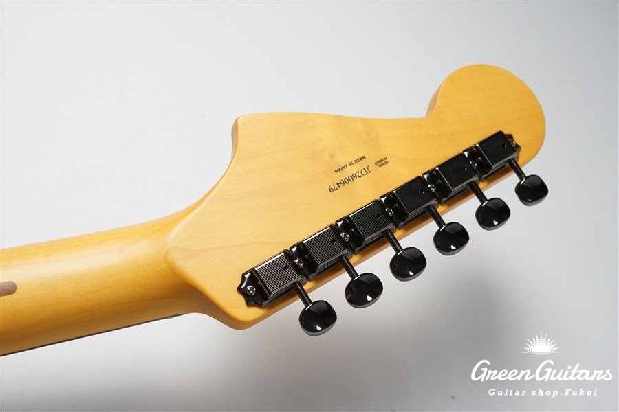 Made in Japan Hybrid II 2026 Collection Jazzmaster Satin Metallic - Matte Champagne Mirage