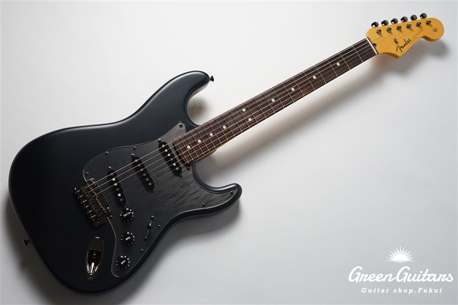 Made in Japan Hybrid II 2026 Collection Stratocaster Satin Metallic - Matte Phantom Black