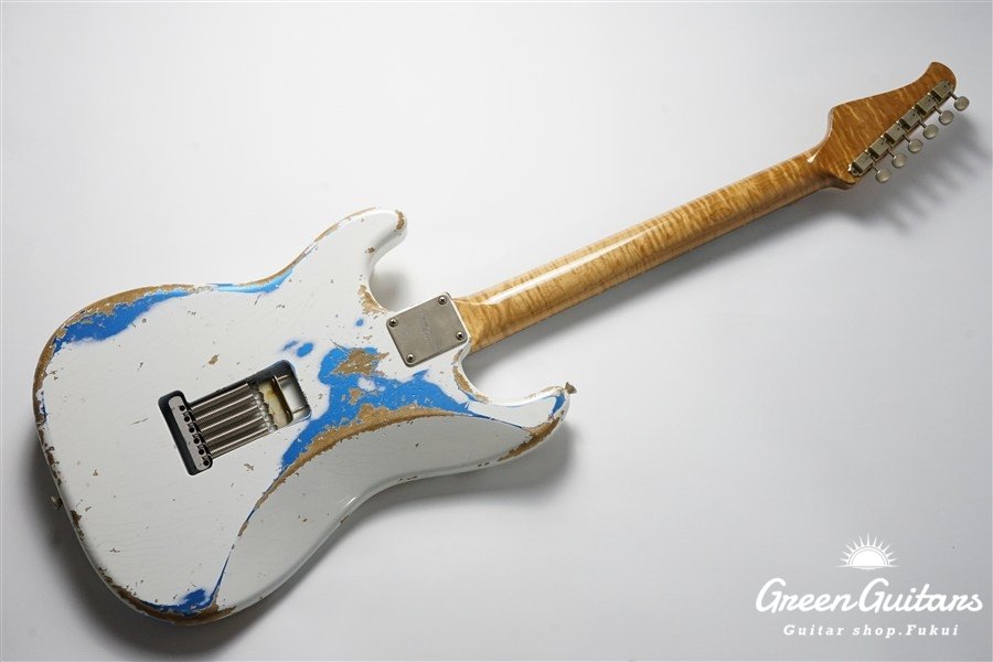 XSC-2 - Olympic White over Lake Placid Blue / Heavy Aged / Alder