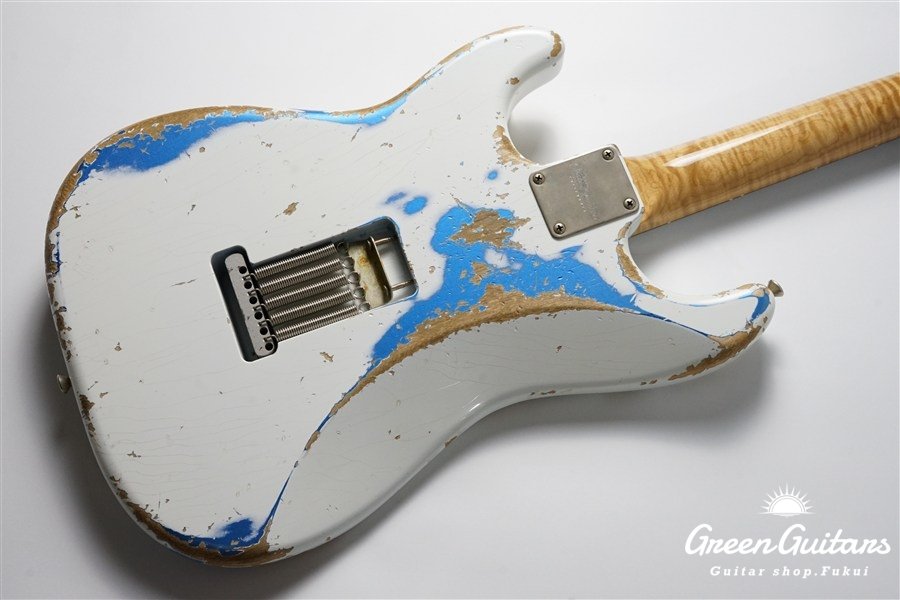 XSC-2 - Olympic White over Lake Placid Blue / Heavy Aged / Alder