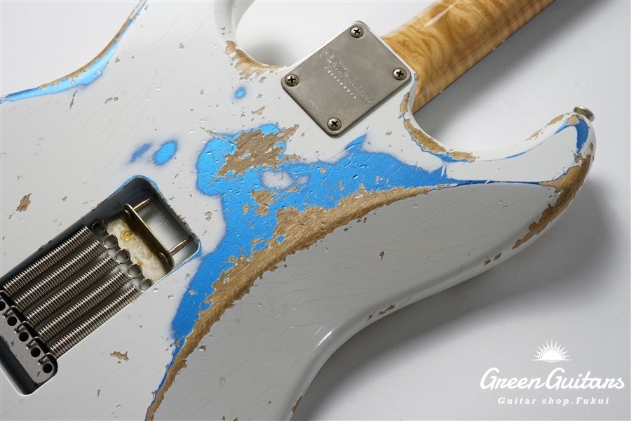 XSC-2 - Olympic White over Lake Placid Blue / Heavy Aged / Alder