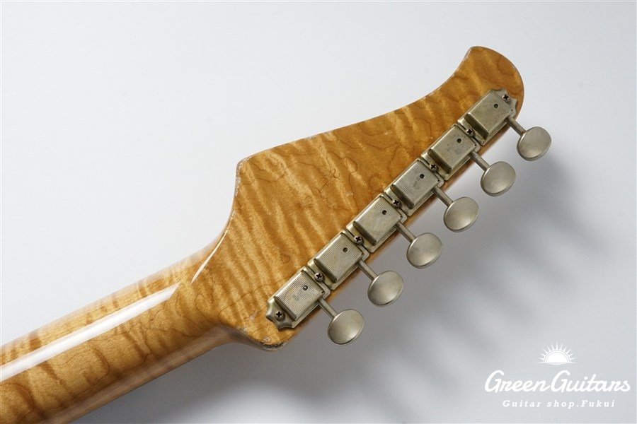XSC-2 - Olympic White over Lake Placid Blue / Heavy Aged / Alder