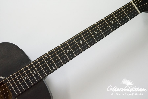 YM-02 - BLK