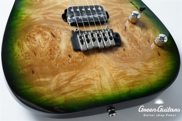 GRACE-FT BM/M GRN-BURST DARK BACK