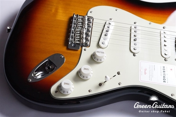 Made in Japan Heritage 60s Stratocaster - 3-Color Sunburst