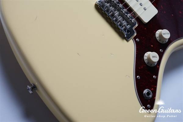 American Performer Jazzmaster - Vintage White
