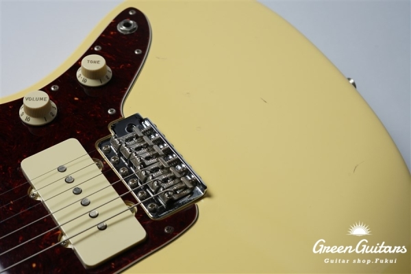 American Performer Jazzmaster - Vintage White