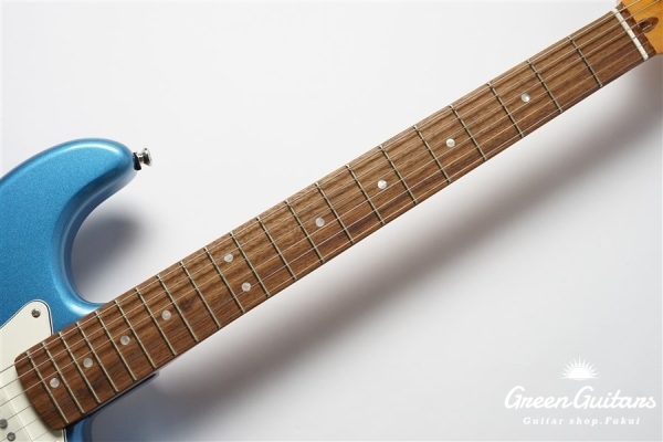 Classic Vibe ’60s Stratocaster - Lake Placid Blue