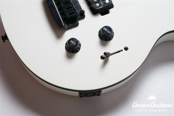 SUB Series AX3S - White