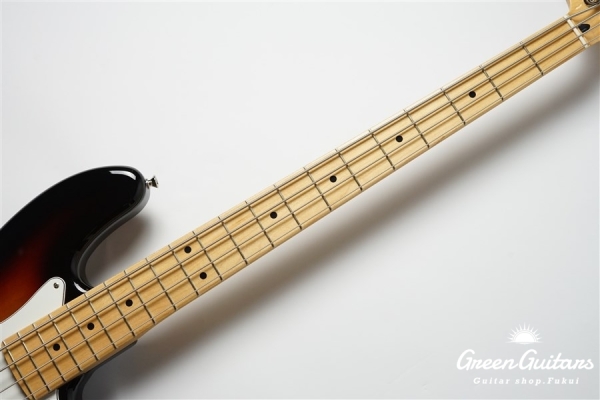 Made in Japan Hybrid II Jazz Bass - 3-Color Sunburst