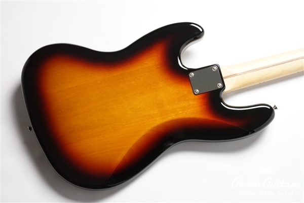 Made in Japan Hybrid II Jazz Bass - 3-Color Sunburst