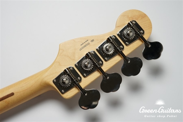 Made in Japan Hybrid II Jazz Bass - 3-Color Sunburst