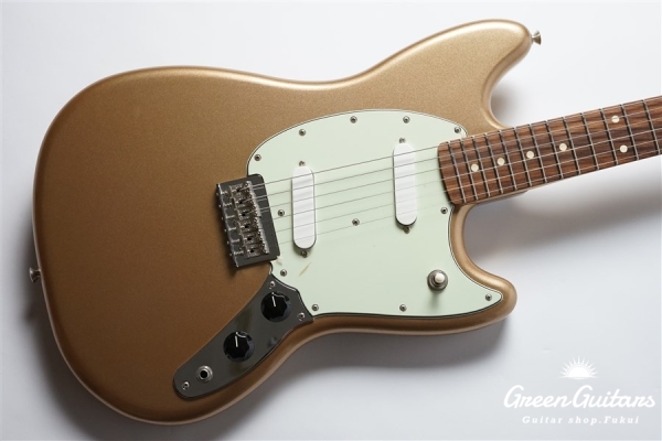 Player Mustang - Firemist Gold