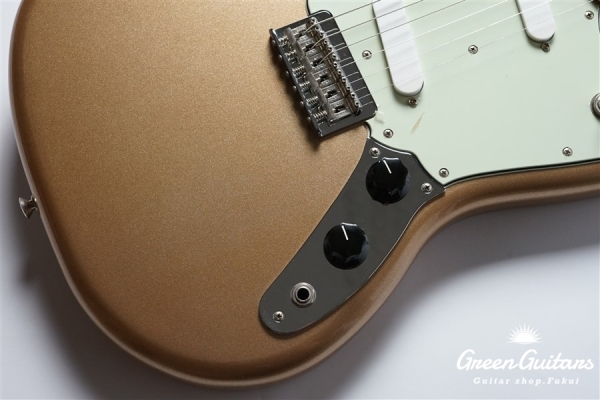 Player Mustang - Firemist Gold