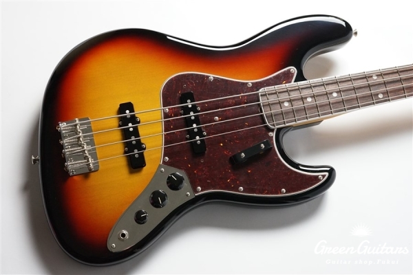 American Vintage II 1966 Jazz Bass - 3-Color Sunburst