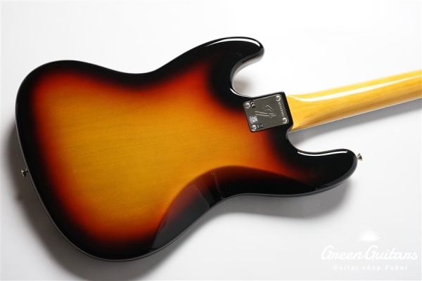 American Vintage II 1966 Jazz Bass - 3-Color Sunburst