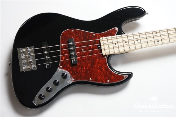 ME21 VJ4 MAPLE - Black