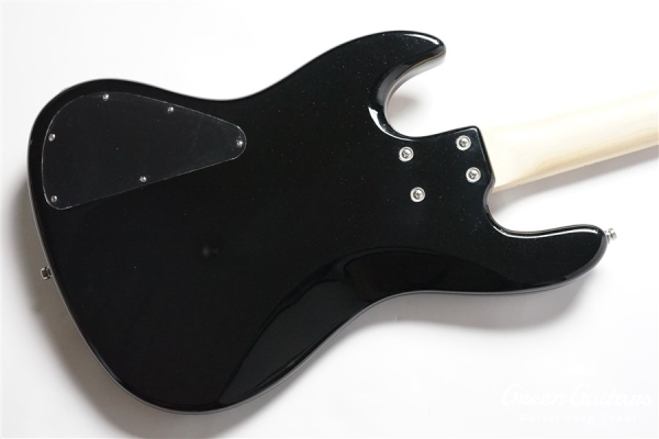 ME21 VJ4 MAPLE - Black