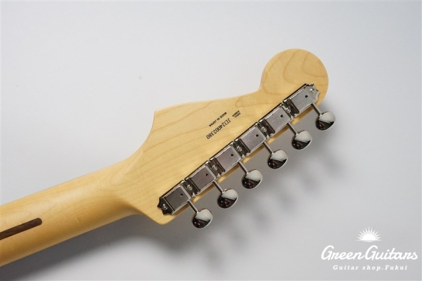 Made in Japan Hybrid II Stratocaster -  US Blonde