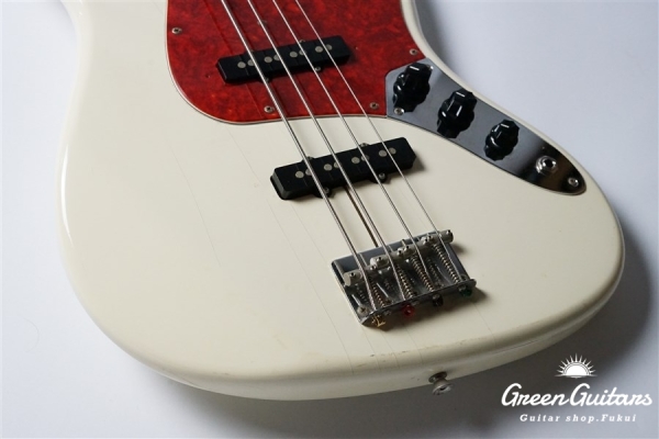 JB62-58 - Vintage White