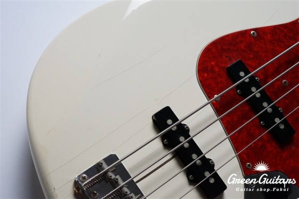 JB62-58 - Vintage White