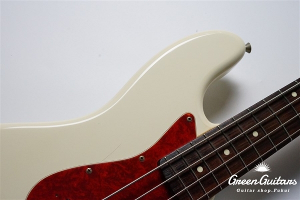 JB62-58 - Vintage White