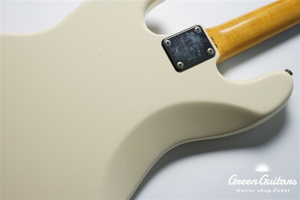 JB62-58 - Vintage White