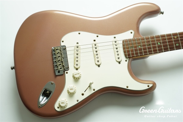 Classic Player Stratocaster - Burgundy Mist Metallic