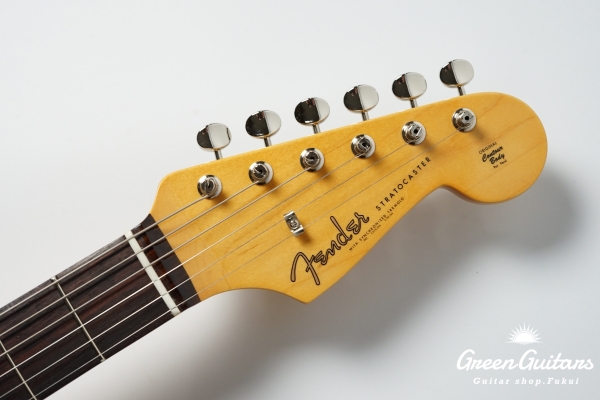 American Vintage II 1961 Stratocaster - 3-Color Sunburst