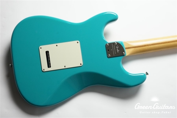 American Professional II Stratocaster - Miami Blue