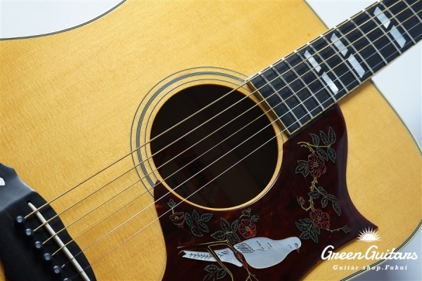 1978 Dove Custom - Natural