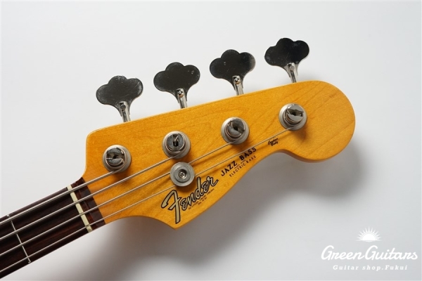 American Vintage ’62 Jazz Bass - 3-Color Sunburst