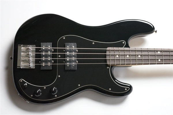 Blacktop Precision Bass - Black