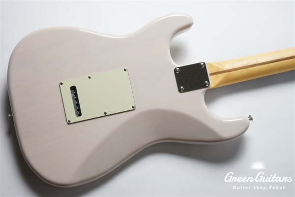 Made in Japan Hybrid II Stratocaster - US Blonde