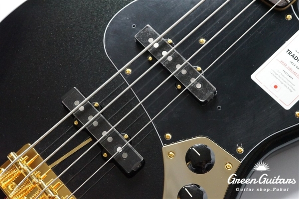 Made in Japan Traditional 2025 Collection ’60s Jazz Bass - Black Pearl