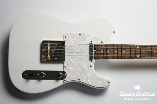 Trad T - Woodstock white Light Aged