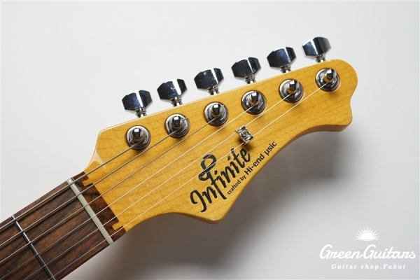 Trad T - Woodstock white Light Aged