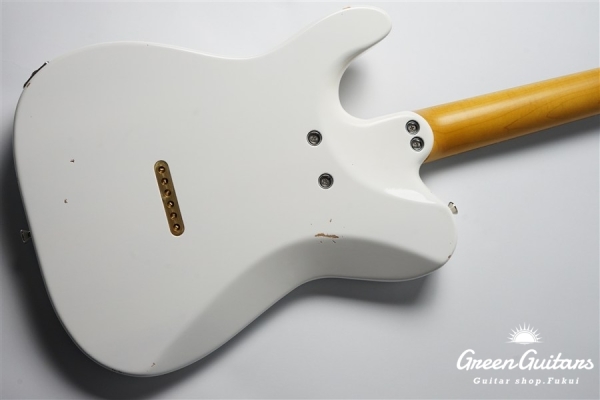 Trad T - Woodstock white Light Aged